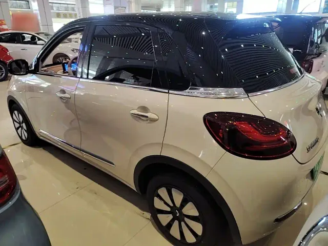 Wuling Bingo — Фото автомобиля 4