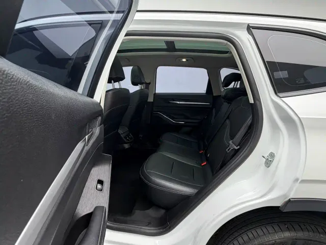 Haval H6 — Фото автомобиля 12