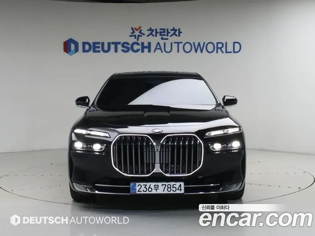BMW 7-Series 7 серия (G70) — Фото автомобиля 3
