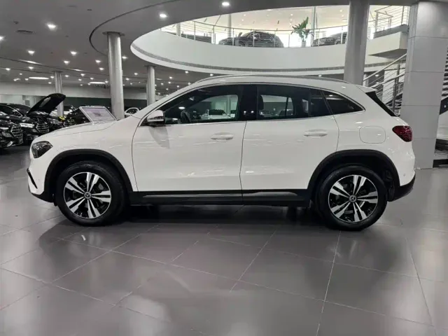 Mercedes-Benz GLA-Class — Фото автомобиля 2