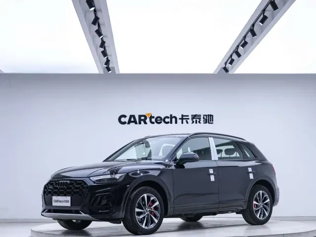 Фотография автомобиля — Audi Q5L