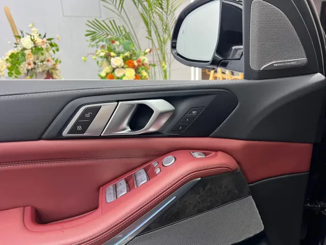 BMW X5 — Фото автомобиля 10