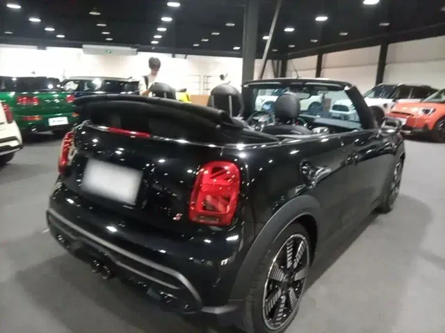 MINI Hatch — Фото автомобиля 6