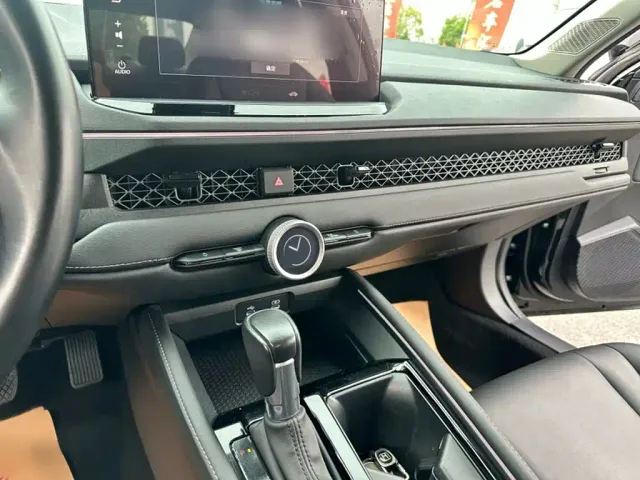 Honda Accord — Фото автомобиля 12