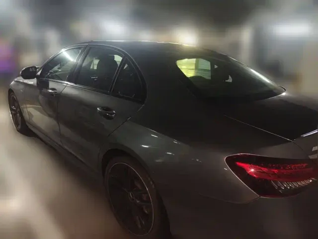 Mercedes-Benz E-Class AMG — Фото автомобиля 4