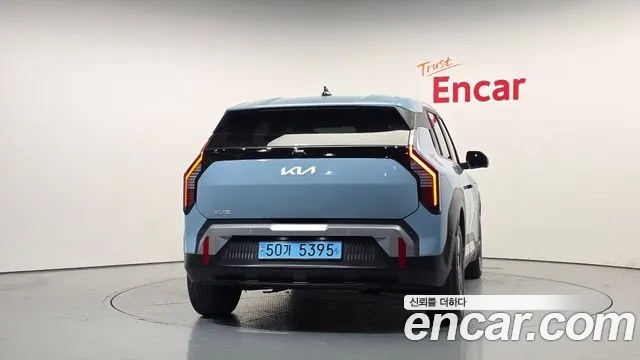 Kia EV3 — Фото автомобиля 4