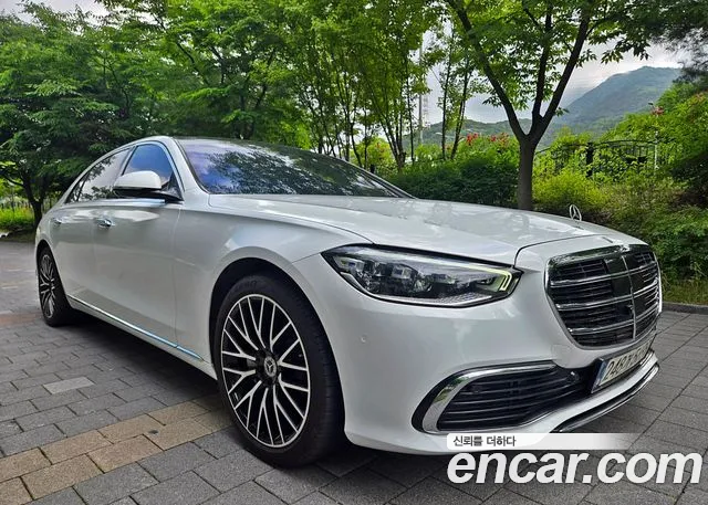 Mercedes-Benz S-Class — Фото автомобиля 8