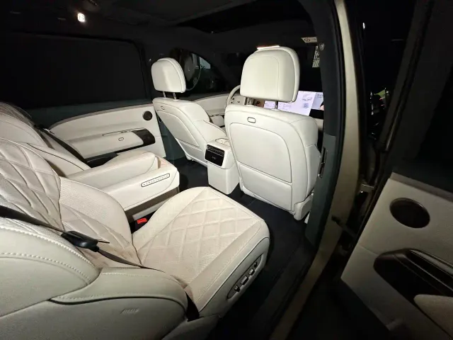 Li Auto Li Xiang L9 2026 Base Model — Фото автомобиля 3