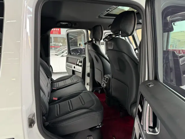 Mercedes-Benz G-Class — Фото автомобиля 10