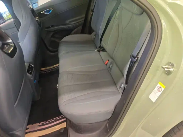 BYD Seal 06 GT — Фото автомобиля 16