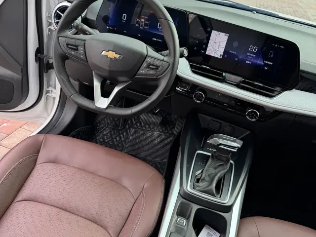 Chevrolet Monza — Фото автомобиля 7