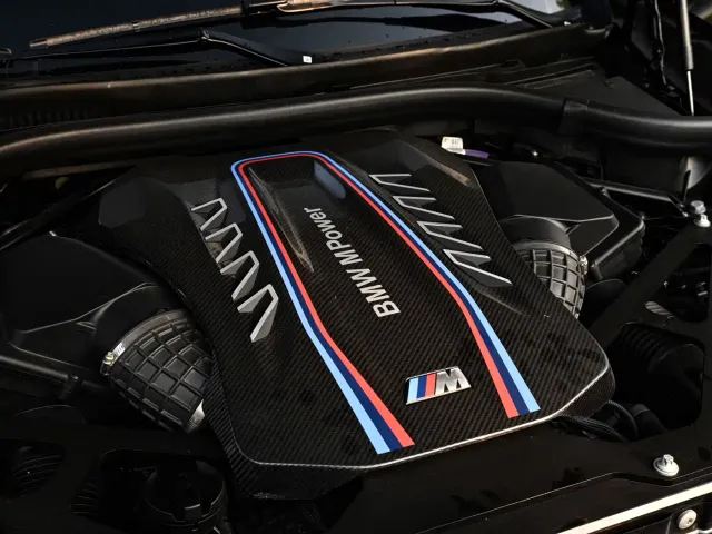 BMW X6 M — Фото автомобиля 22