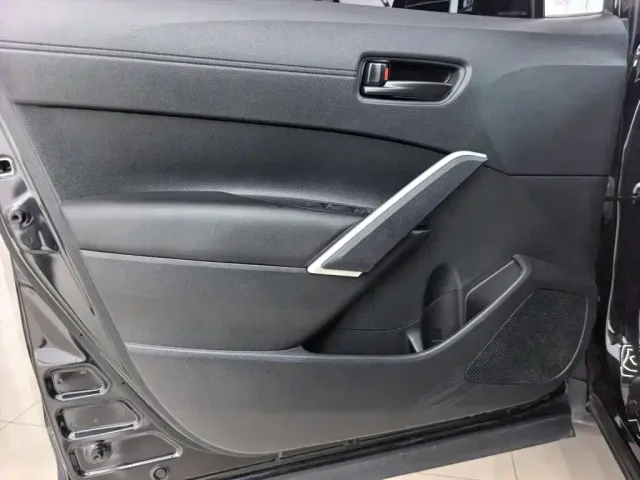 Toyota Corolla Cross — Фото автомобиля 8