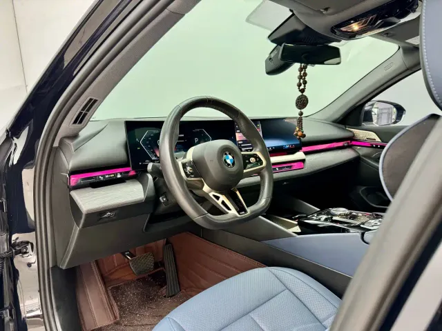 BMW 5 Series — Фото автомобиля 8