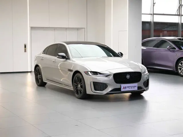 Jaguar XEL — Фото автомобиля 3
