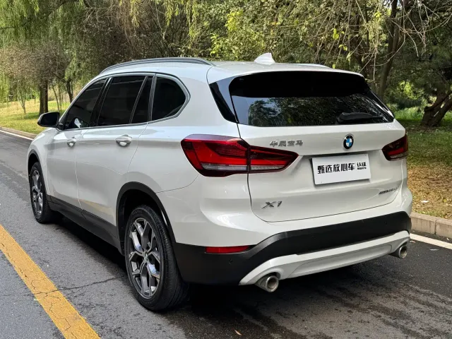 BMW X1 — Фото автомобиля 7