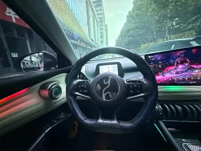 BYD Yuan PLUS — Фото автомобиля 9