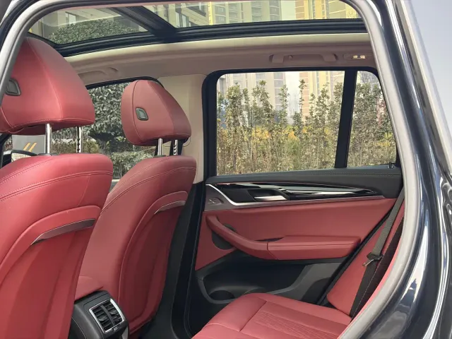 BMW X3 — Фото автомобиля 6