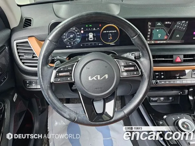 Kia Seltos — Фото автомобиля 13