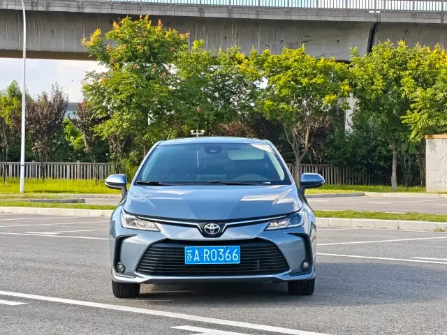 Toyota Corolla — Фото автомобиля 2