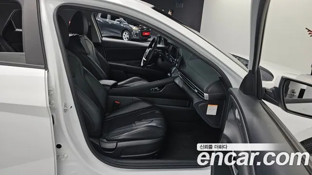 Hyundai AVANTE Smart — Фото автомобиля 26
