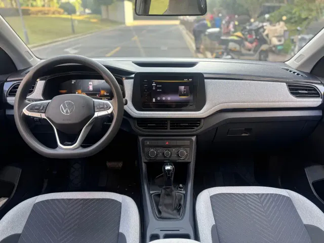 Volkswagen Tharu — Фото автомобиля 9