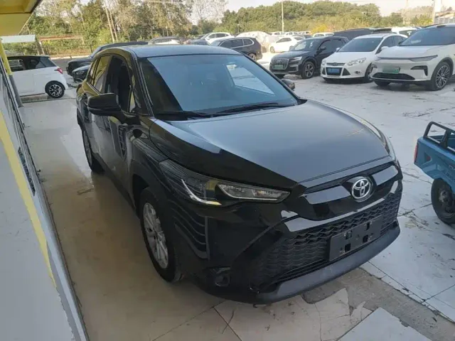 Toyota Frontlander — Фото автомобиля 3