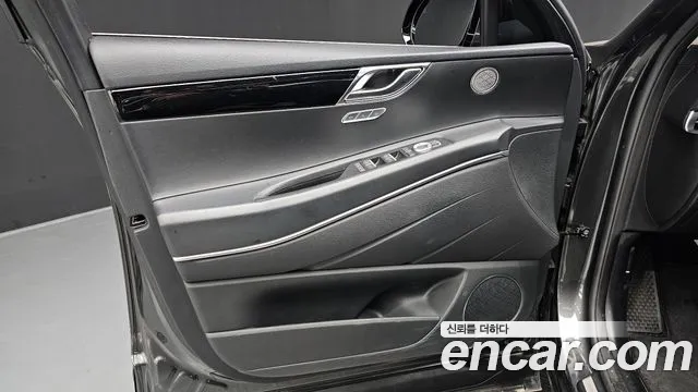 Genesis GV80 3.5T Бензин AWD — Фото автомобиля 24