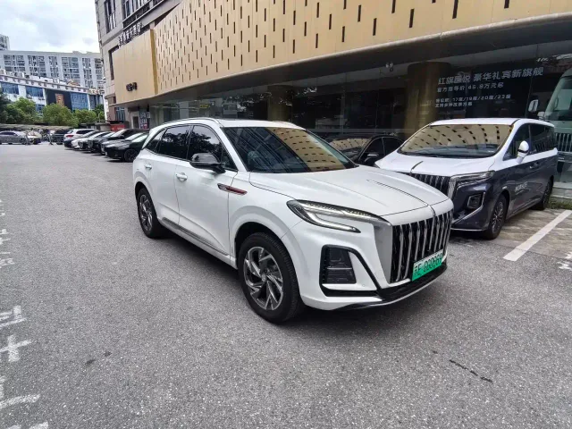 Hongqi HS3 PHEV — Фото автомобиля 3