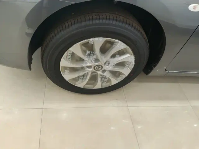 Nissan Sylphy — Фото автомобиля 22