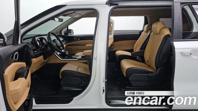 Kia Carnival 4th Gen — Фото автомобиля 23