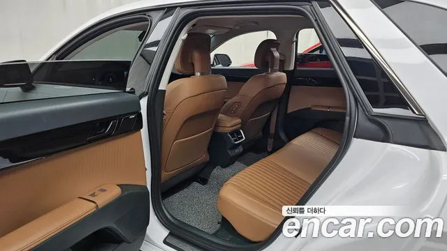Hyundai Grandeur GN7 — Фото автомобиля 18