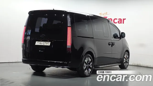 Hyundai Staria — Фото автомобиля 2