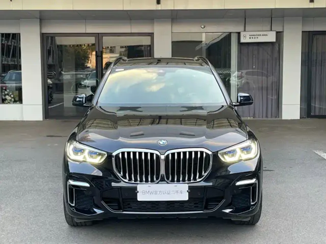 BMW X5 — Фото автомобиля 2