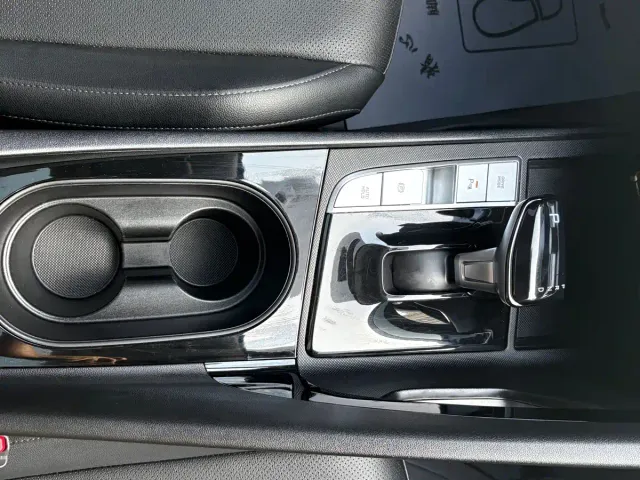 Hyundai Elantra — Фото автомобиля 11