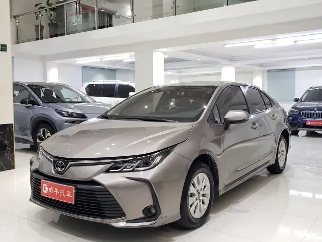 Фотография автомобиля — Toyota Corolla