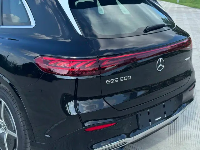 Mercedes-Benz EQS SUV — Фото автомобиля 24