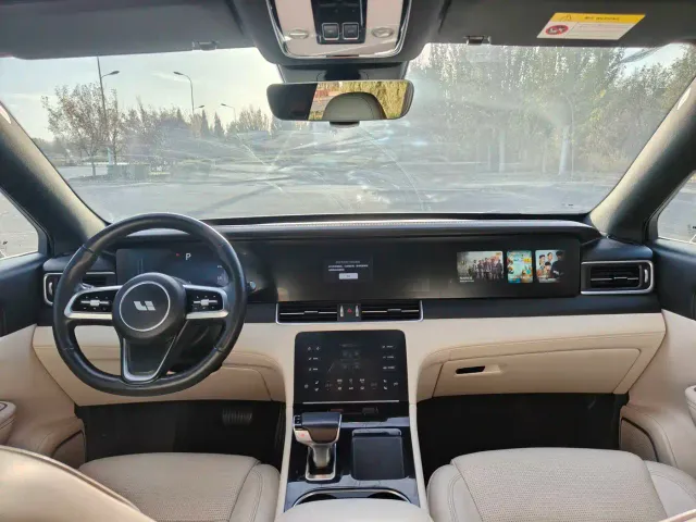 Li Auto ONE — Фото автомобиля 7