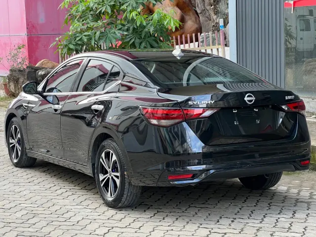 Nissan Sylphy — Фото автомобиля 11