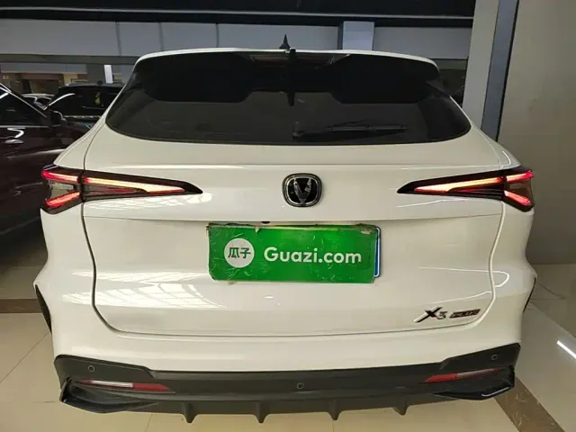 Changan X5 Plus — Фото автомобиля 5