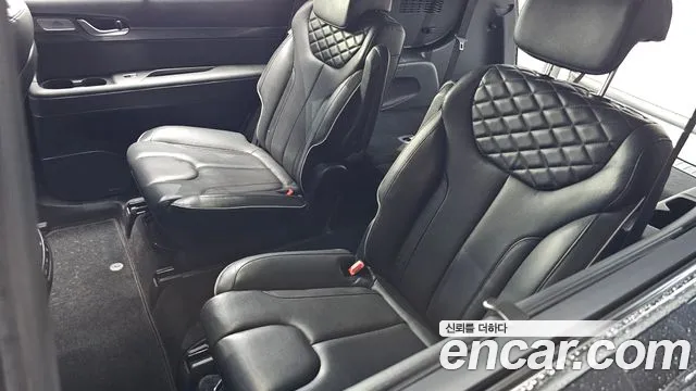 Hyundai Palisade Palisade Дизель 2.2 2WD — Фото автомобиля 29