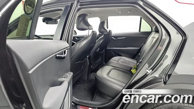 Kia Niro — Фото автомобиля 17