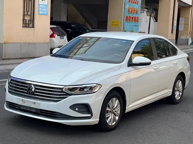 Фотография автомобиля — Volkswagen Lavida