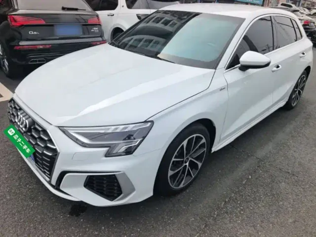Фотография автомобиля — Audi A3
