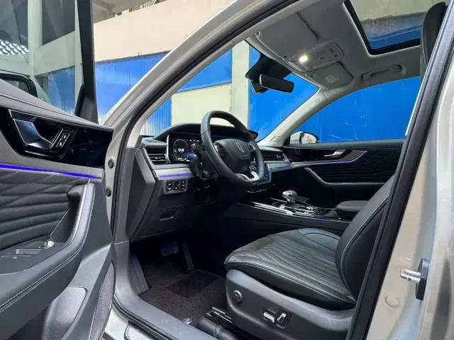 Hongqi HS5 — Фото автомобиля 7