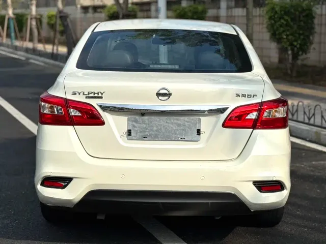 Nissan Sylphy — Фото автомобиля 8