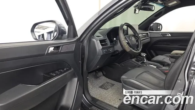 KG_Mobility_Ssangyong Rexton Новый Rexton Sport Дизель 2.2 4WD — Фото автомобиля 10