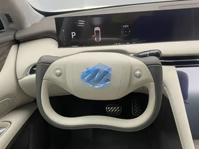 IM Motors LS7 — Фото автомобиля 14