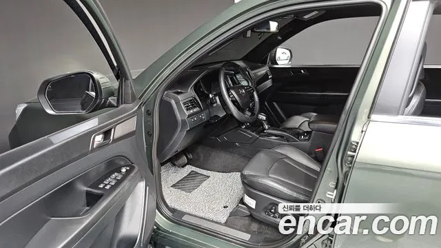 KG_Mobility_Ssangyong Rexton Новый Rexton Sport Khan Дизель 2.2 4WD — Фото автомобиля 10