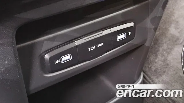 Hyundai Staria — Фото автомобиля 28
